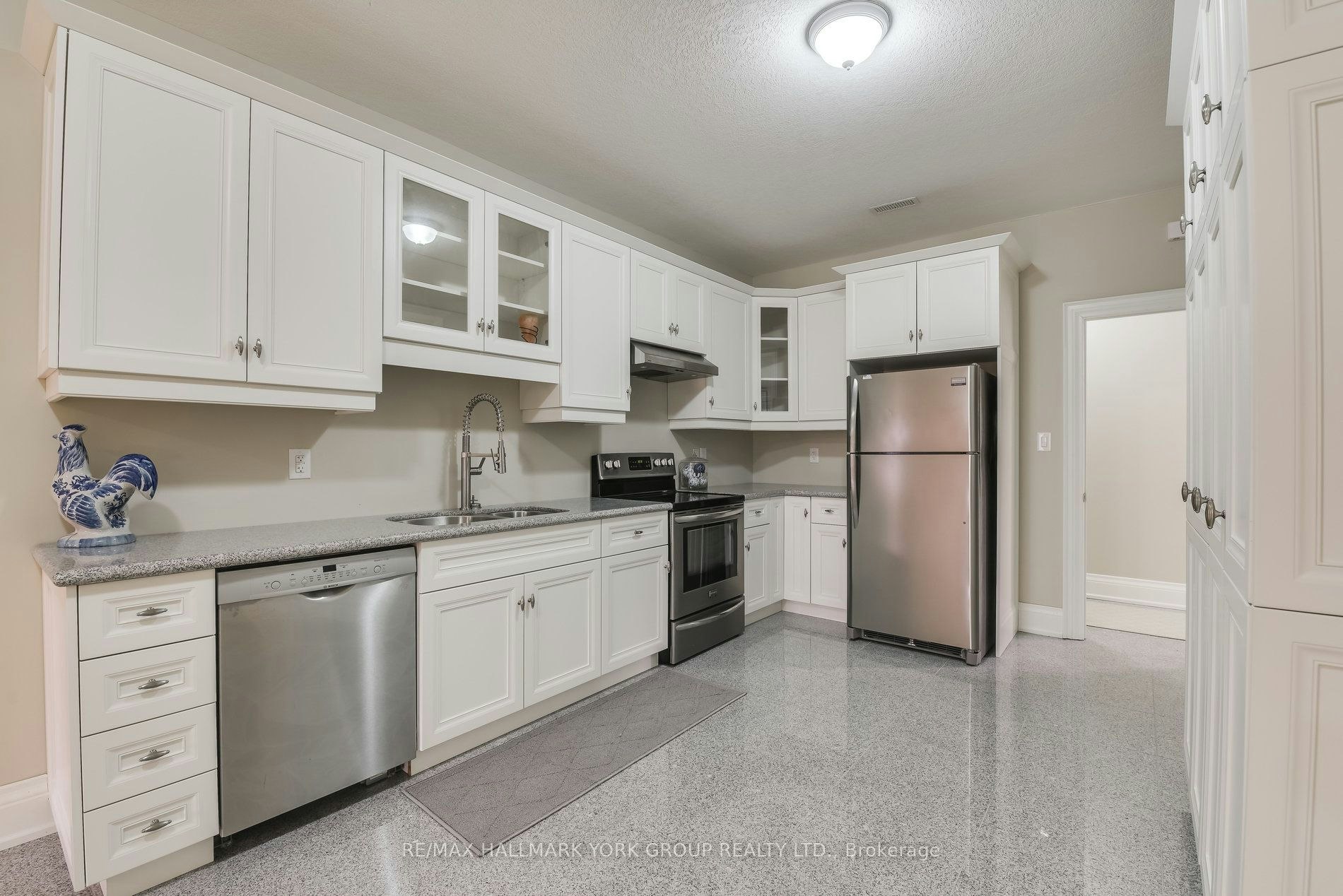 A-13086 Keele Street, King, ON, L7B 1A5 - 7