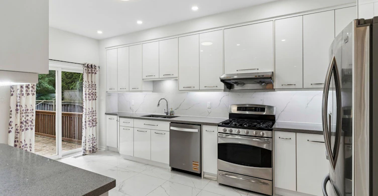 41 Maroon Drive, Richmond Hill, ON, L4E 5B4 - 8