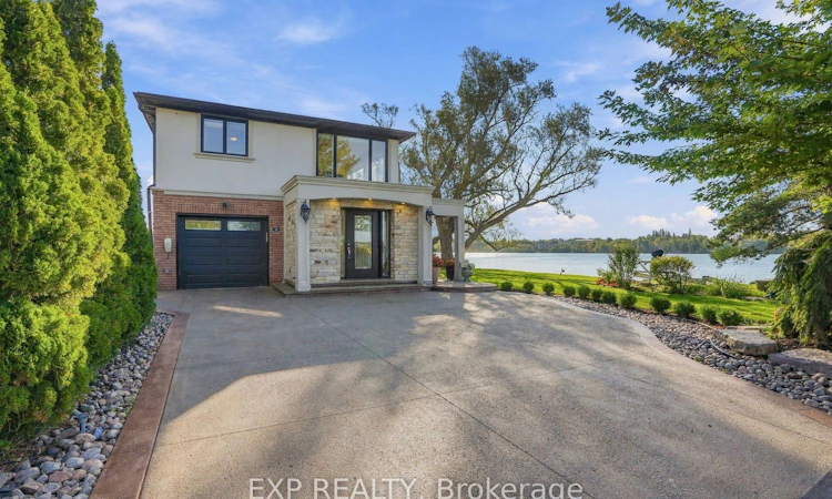 3 Willowbank Avenue