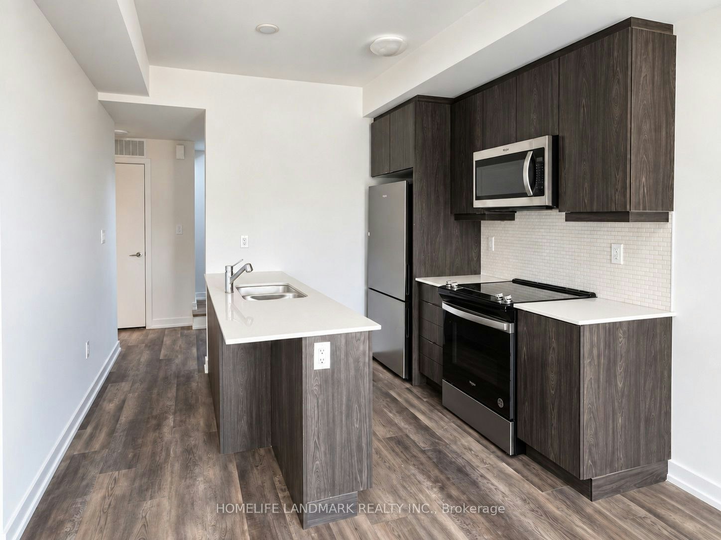 214-3 Bancroft Lane E, Richmond Hill, ON, L4E 1M1 3