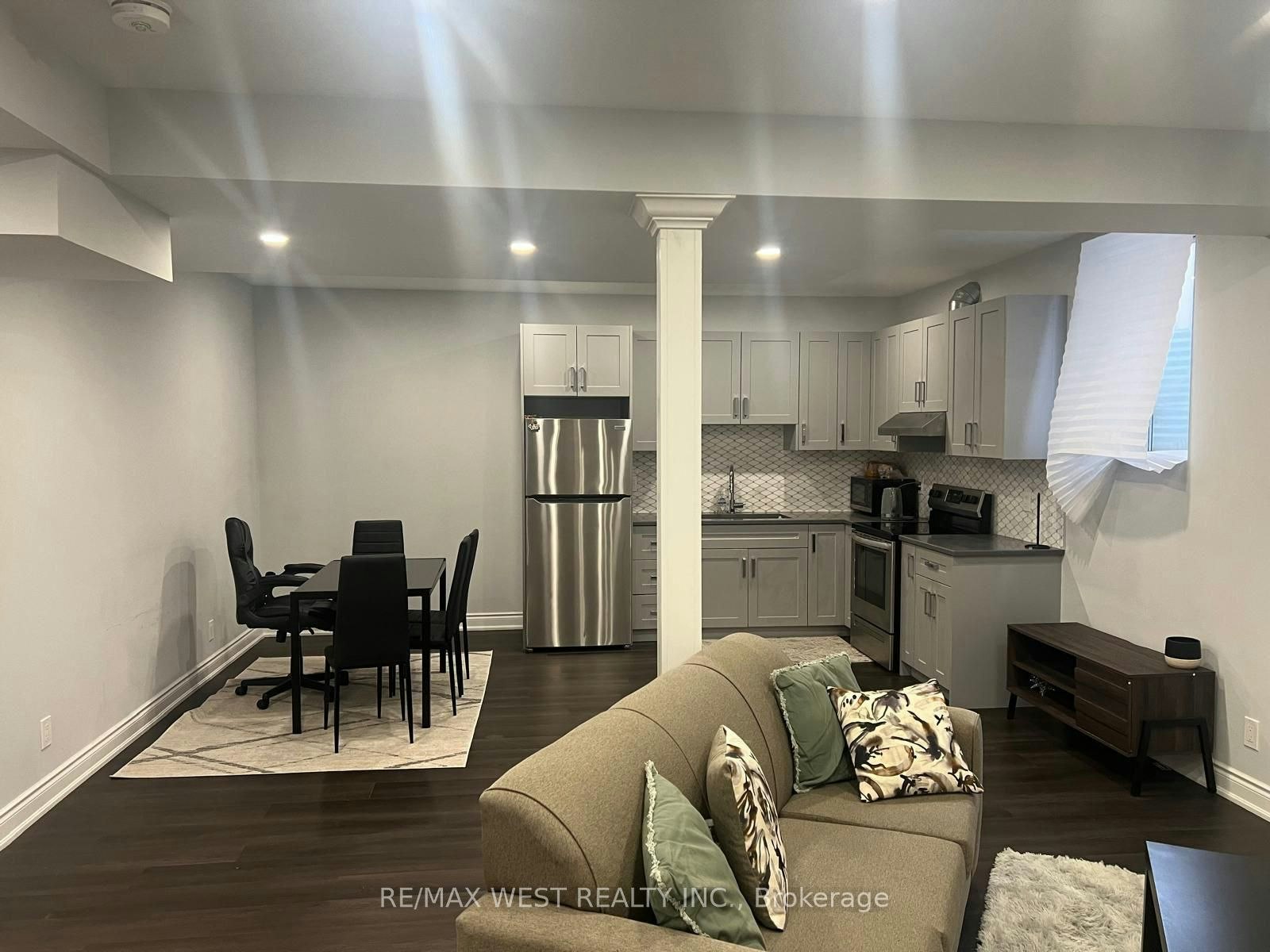 121 Appleyard Avenue, Vaughan, ON, L4H 3N5 - 3