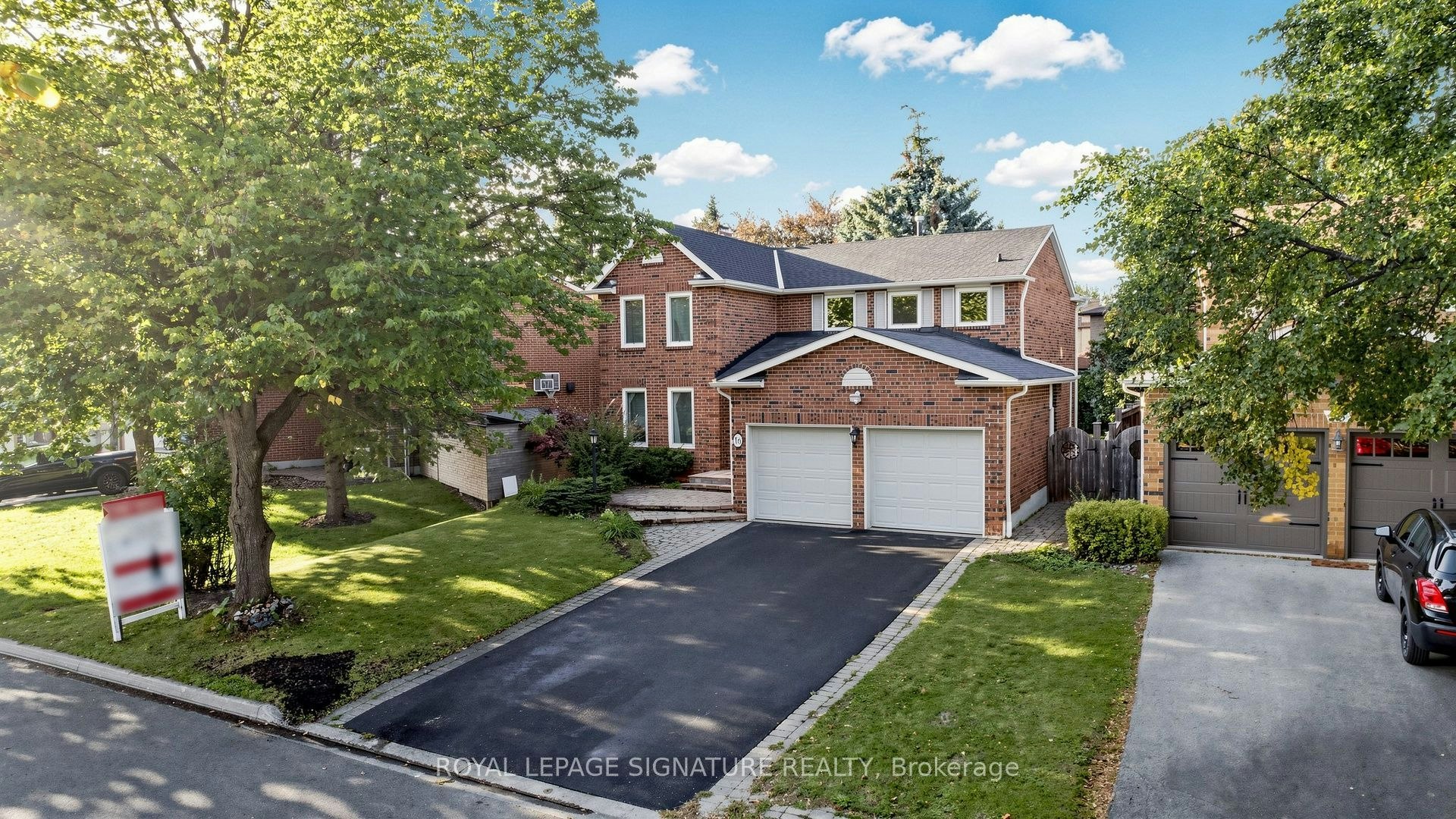16 Meyer Circle, Markham, ON, L3P 4C2