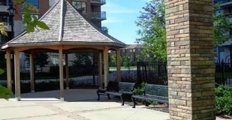 807-330 Red Maple Road, Richmond Hill, ON, L4C 0T6 - 7