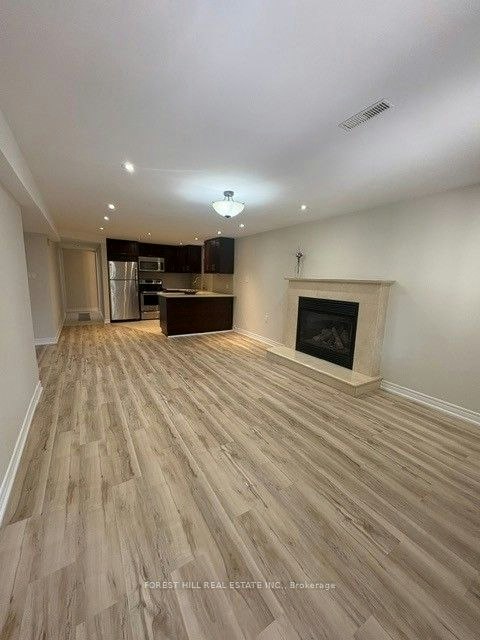 BSMT-87 Newport Square, Vaughan, ON, L4J 7N3