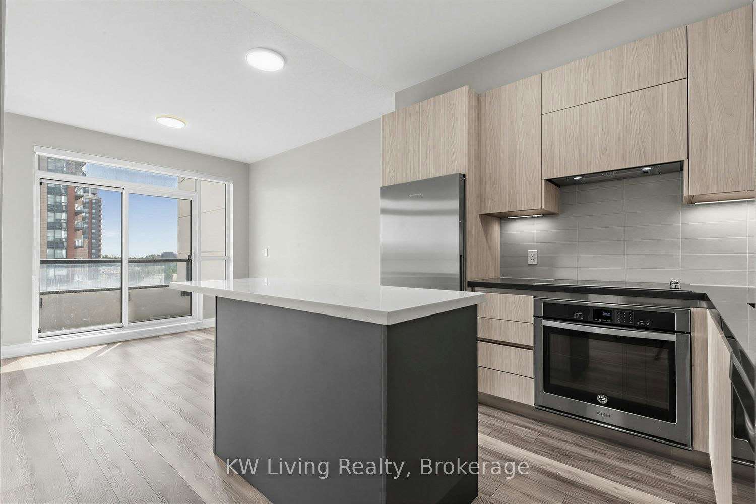 711-15 Water Walk Drive, Markham, ON, L6G 0G2
