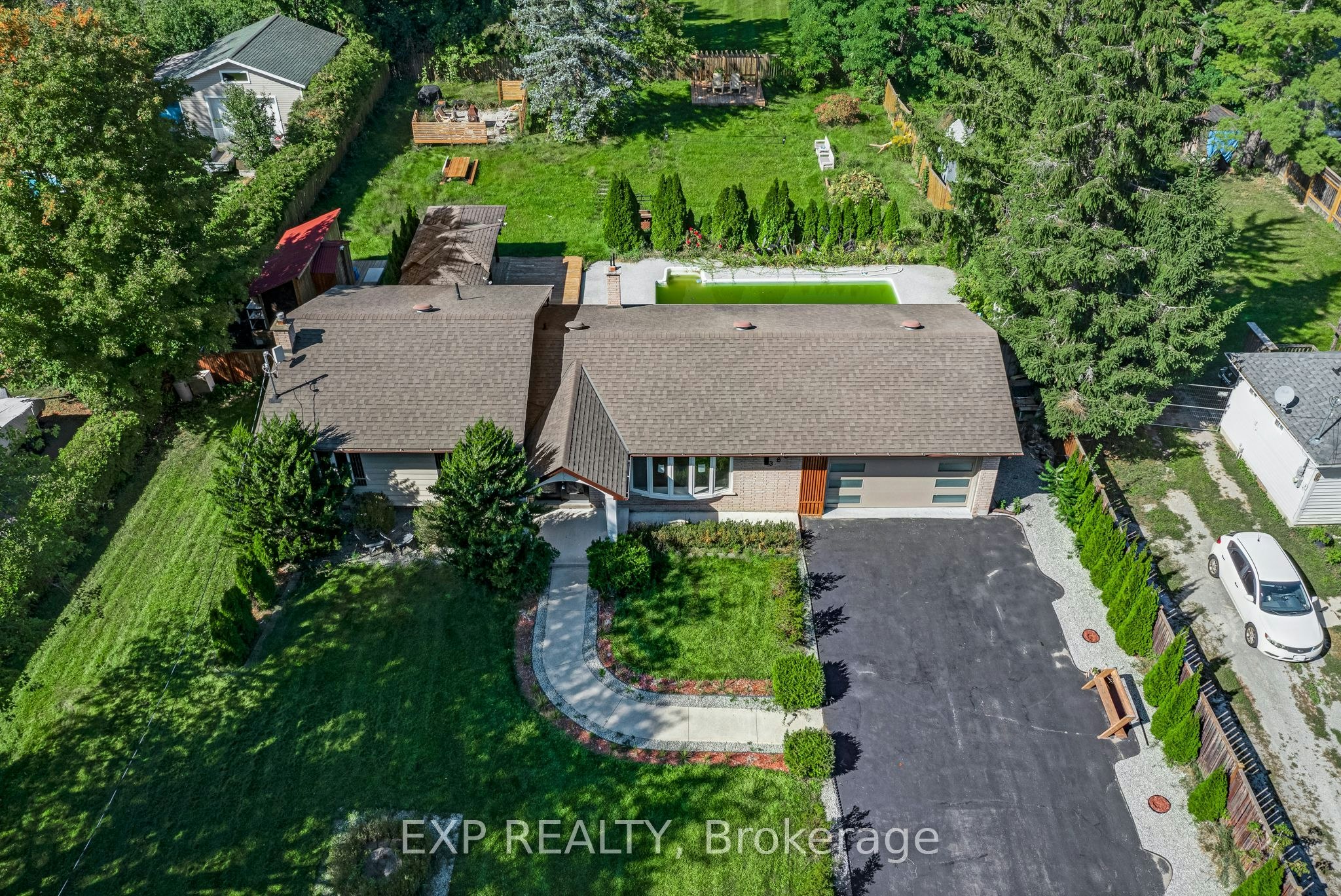 388 Bouchier Street, Georgina, ON, L4P 3C8