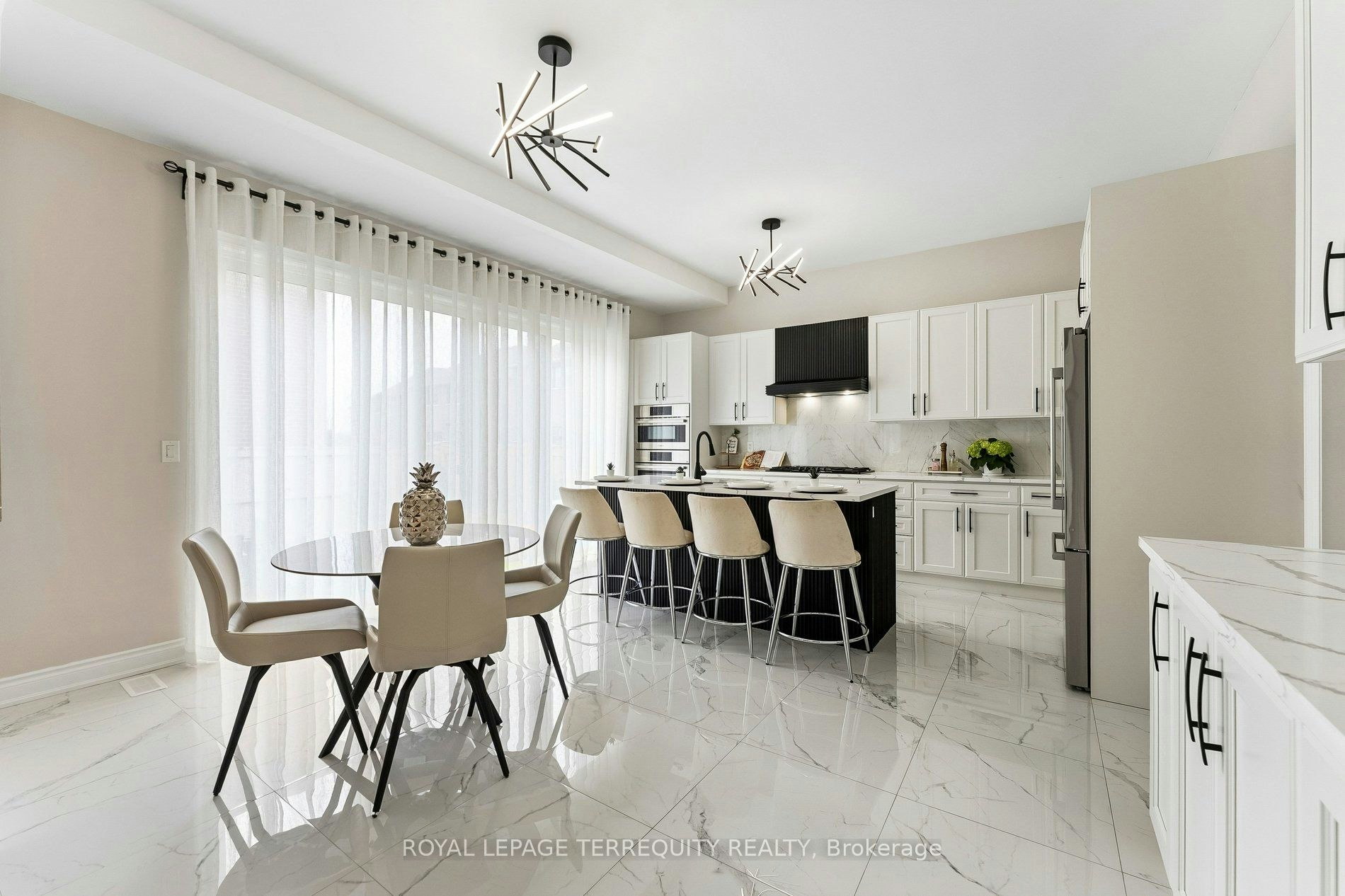 7 Ballanview Court, Whitchurch-Stouffville, ON, L4A 4W9