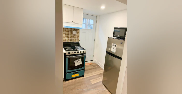 Basement-5 Mcdonald Drive, Aurora, ON, L4G 2T4 - 7