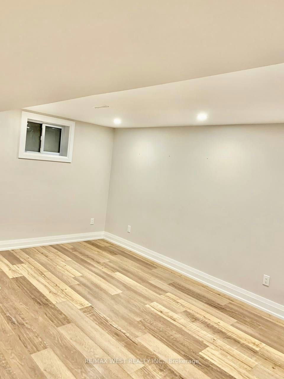 Basement-5 Mcdonald Drive, Aurora, ON, L4G 2T4 - 3