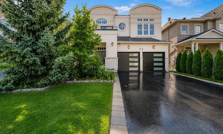 20 Rock Elm Court