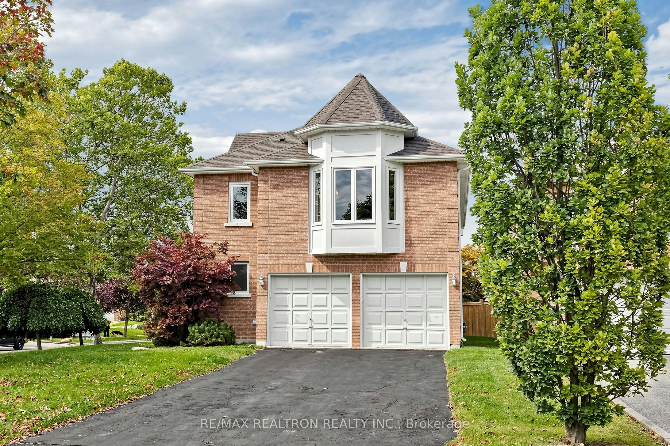 29 Joshua Court, Vaughan, ON, L4J 8B6