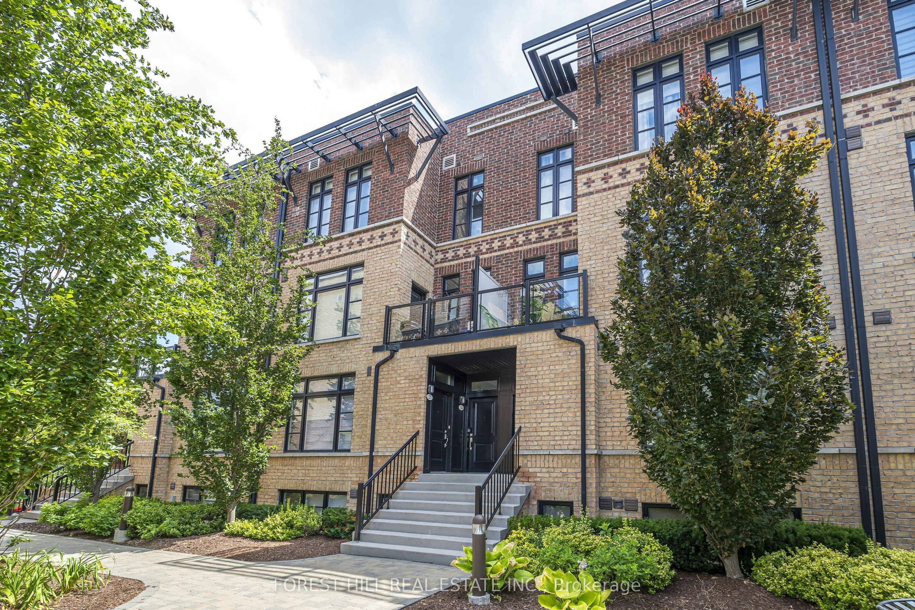 28-8169 Kipling Avenue, Vaughan, ON, L4L 0G4