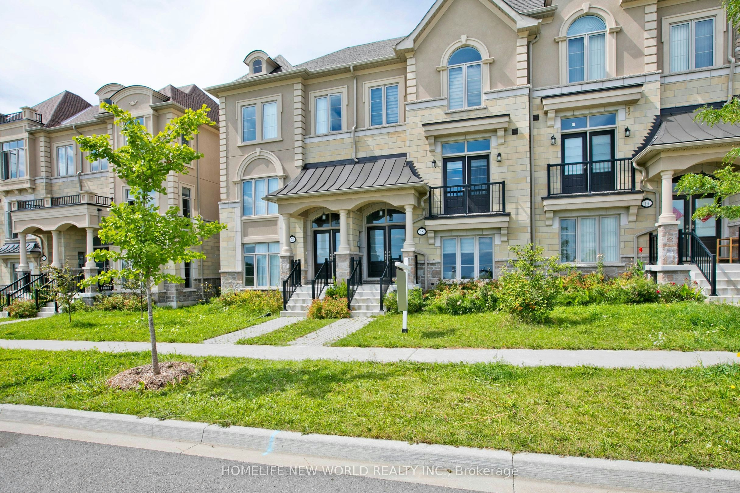 18 Campobello Street, Vaughan, ON, L6A 5B3