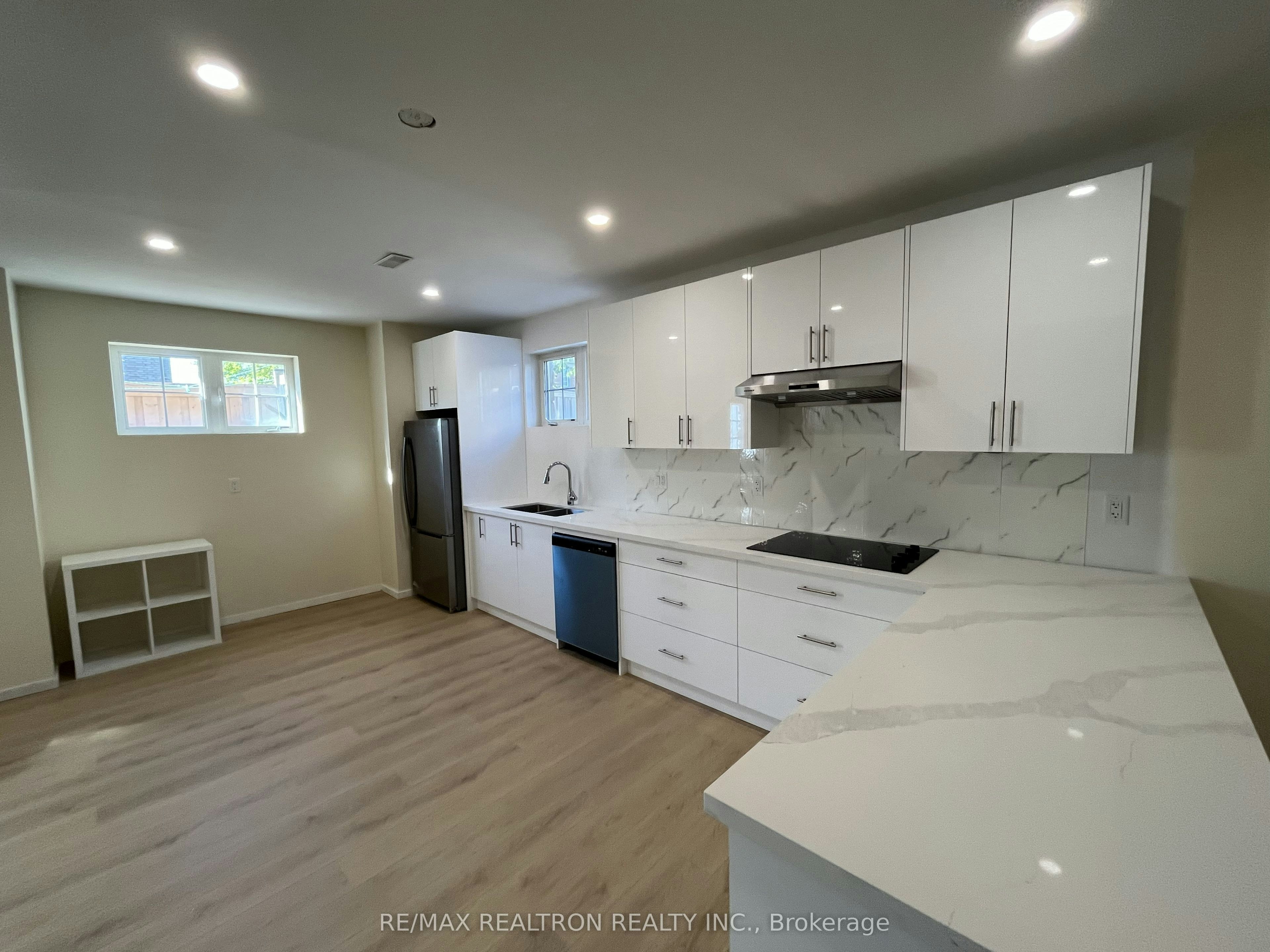 BSMT-100 Alpaca Drive, Richmond Hill, ON, L4E 0R1 - 3