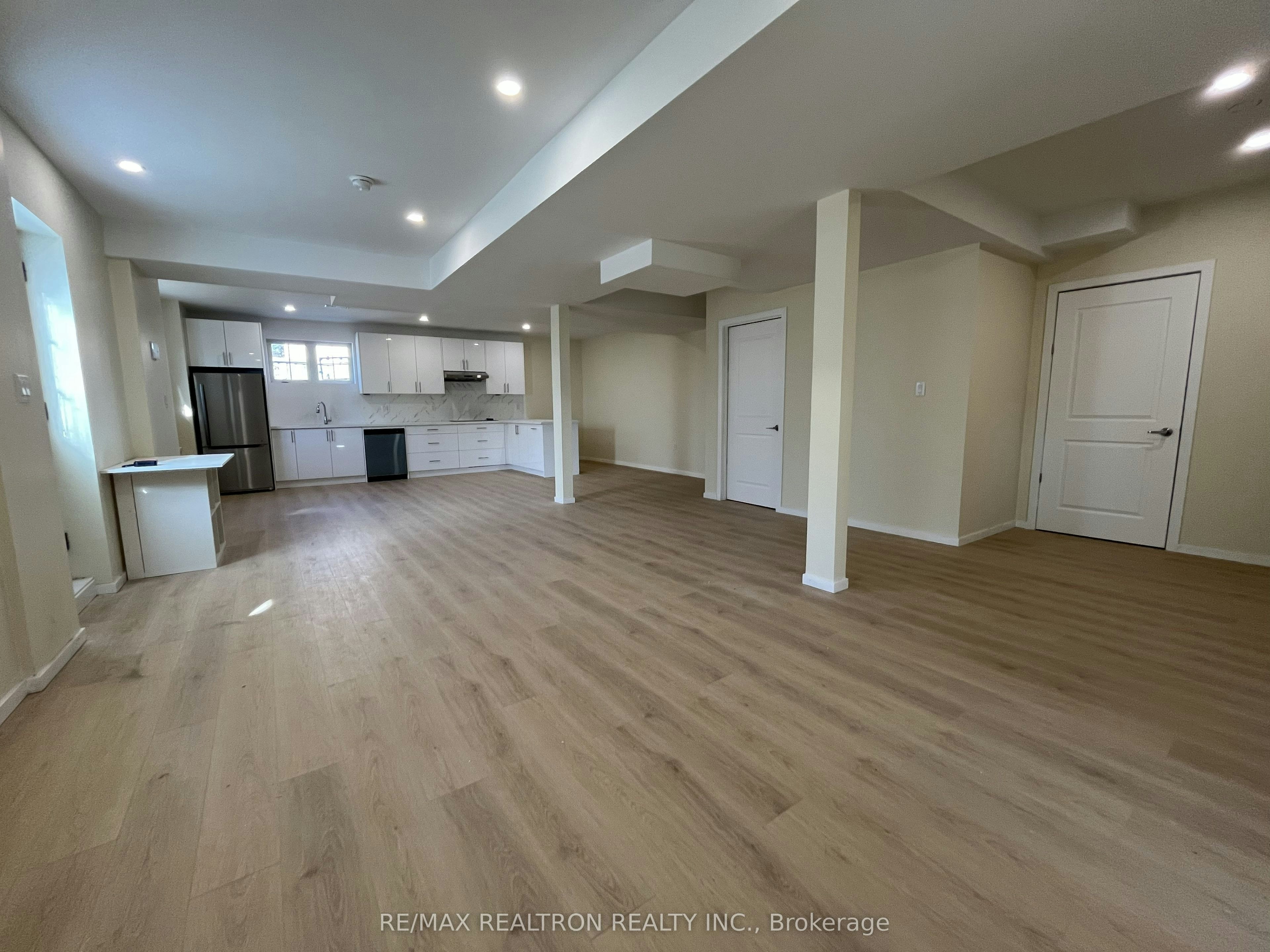BSMT-100 Alpaca Drive, Richmond Hill, ON, L4E 0R1 - 2