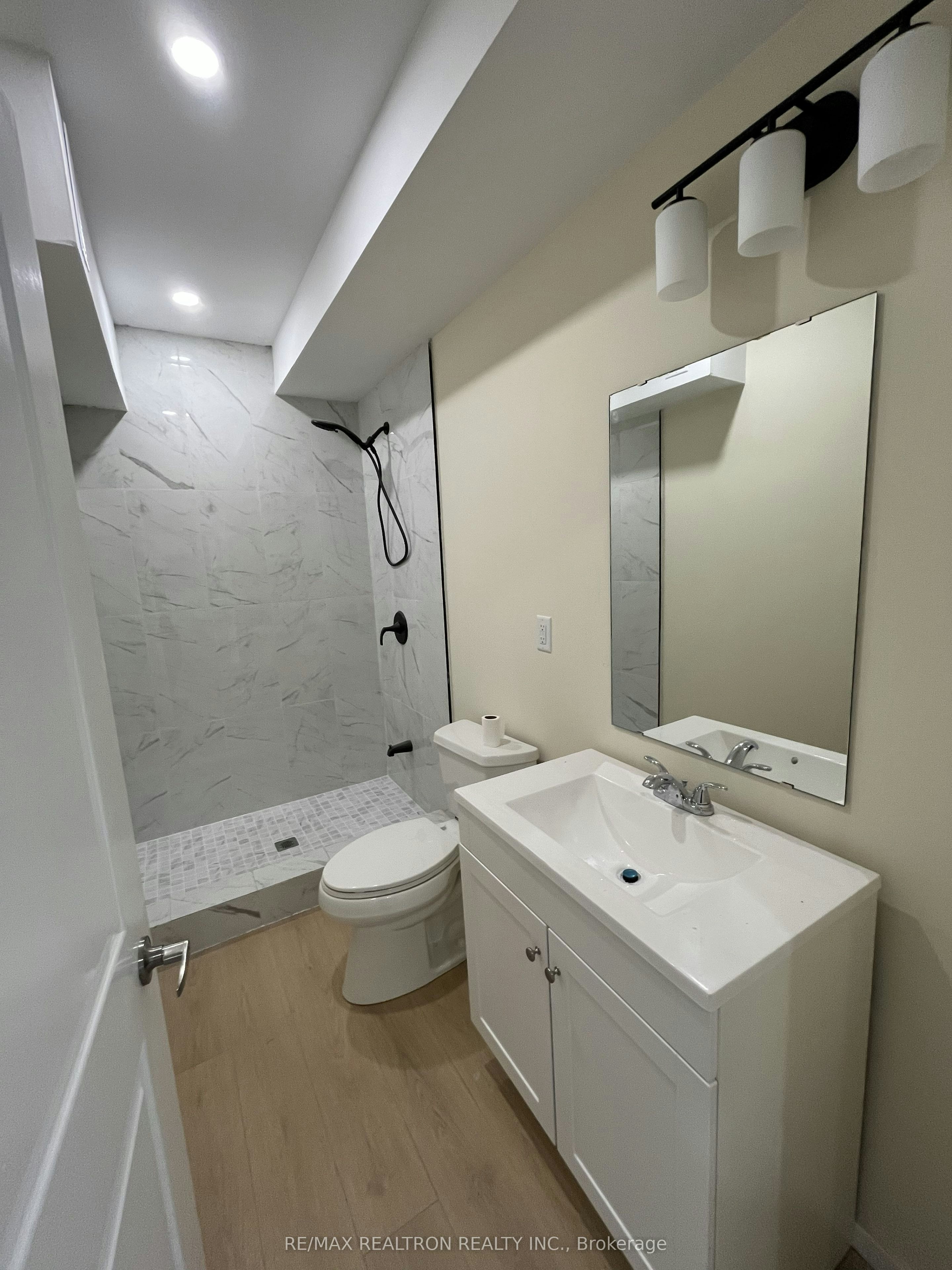 BSMT-100 Alpaca Drive, Richmond Hill, ON, L4E 0R1 - 7