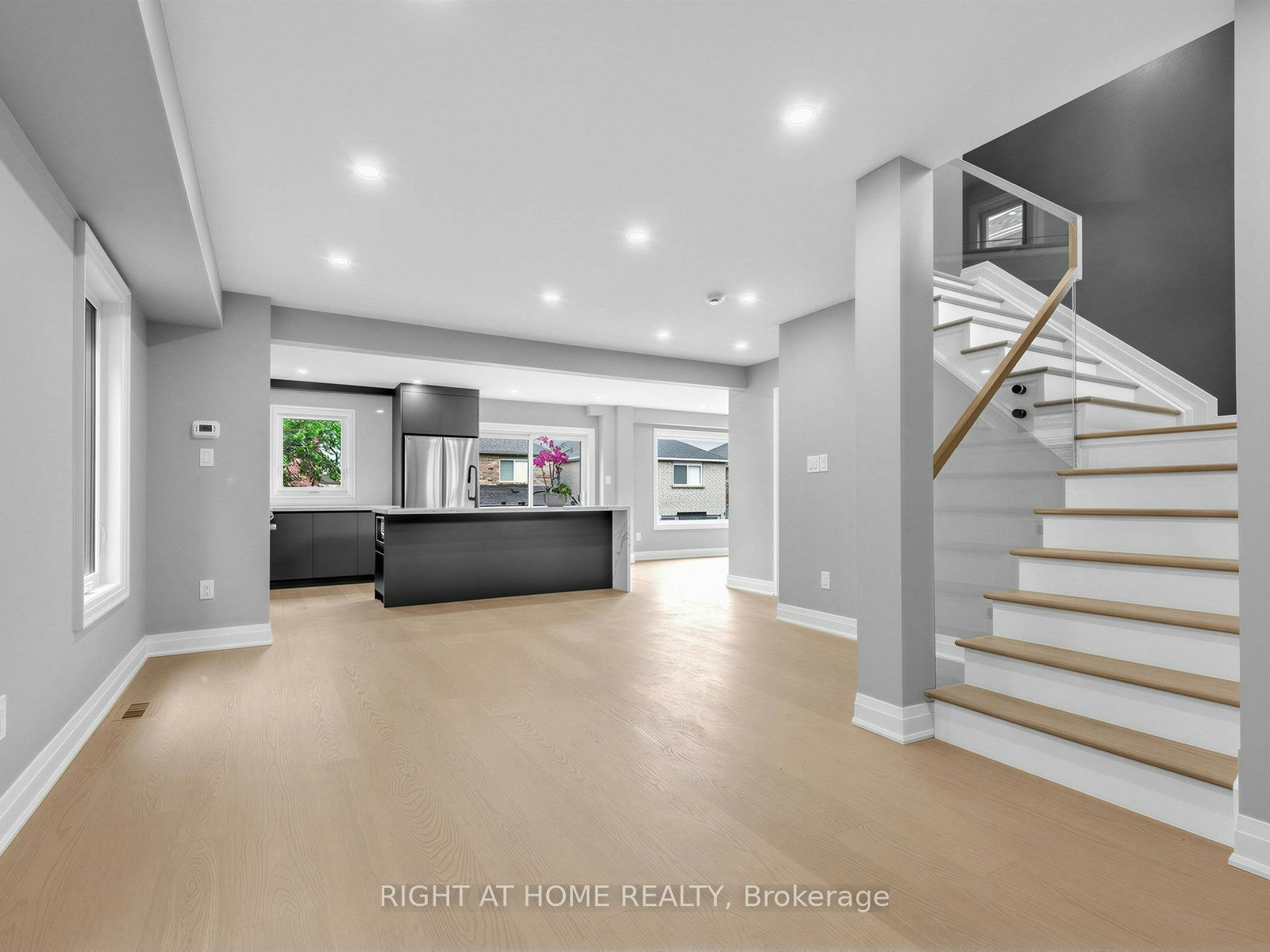 75 Borealis Avenue, Aurora, ON, L4G 7V1 - 5