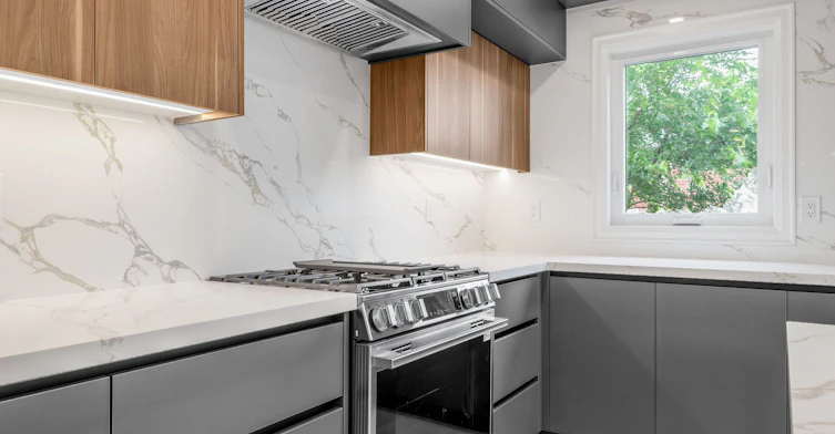 75 Borealis Avenue, Aurora, ON, L4G 7V1 - 10
