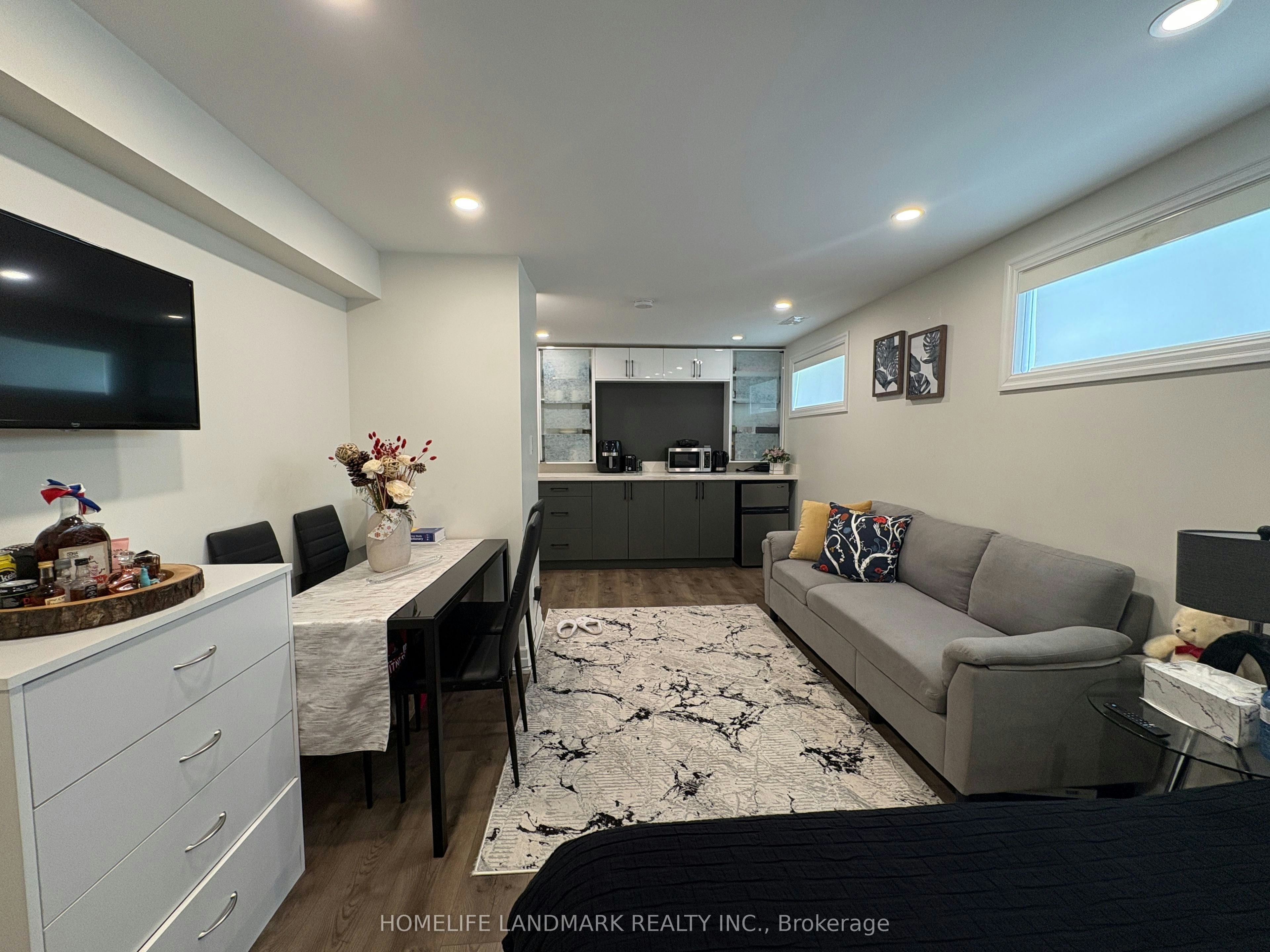 Bsmt Studio-345 Palmer Avenue, Richmond Hill, ON, L4C 1P5