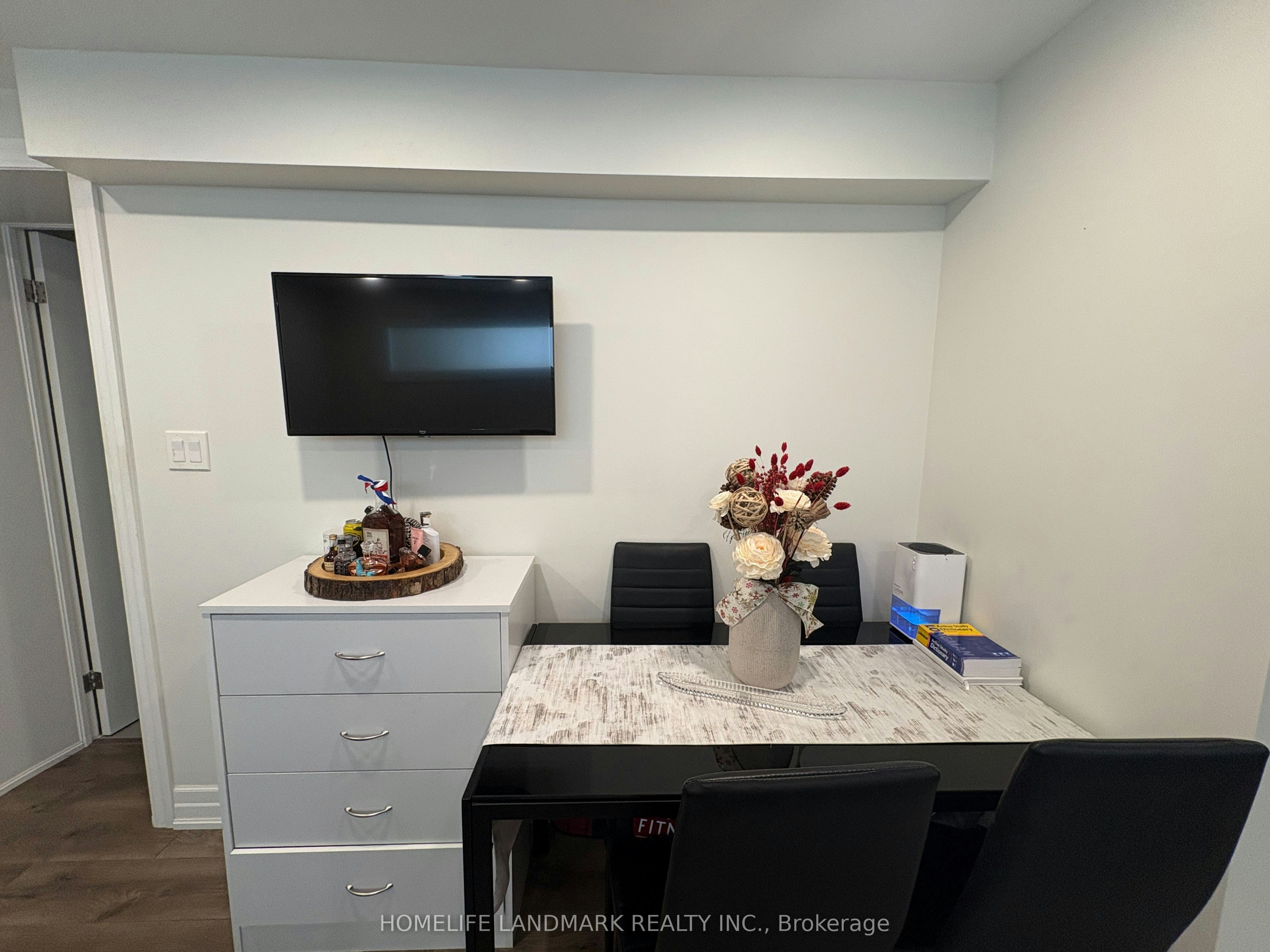 Bsmt Studio-345 Palmer Avenue, Richmond Hill, ON, L4C 1P5 - 3