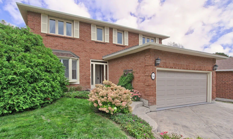64 Golf Links Drive