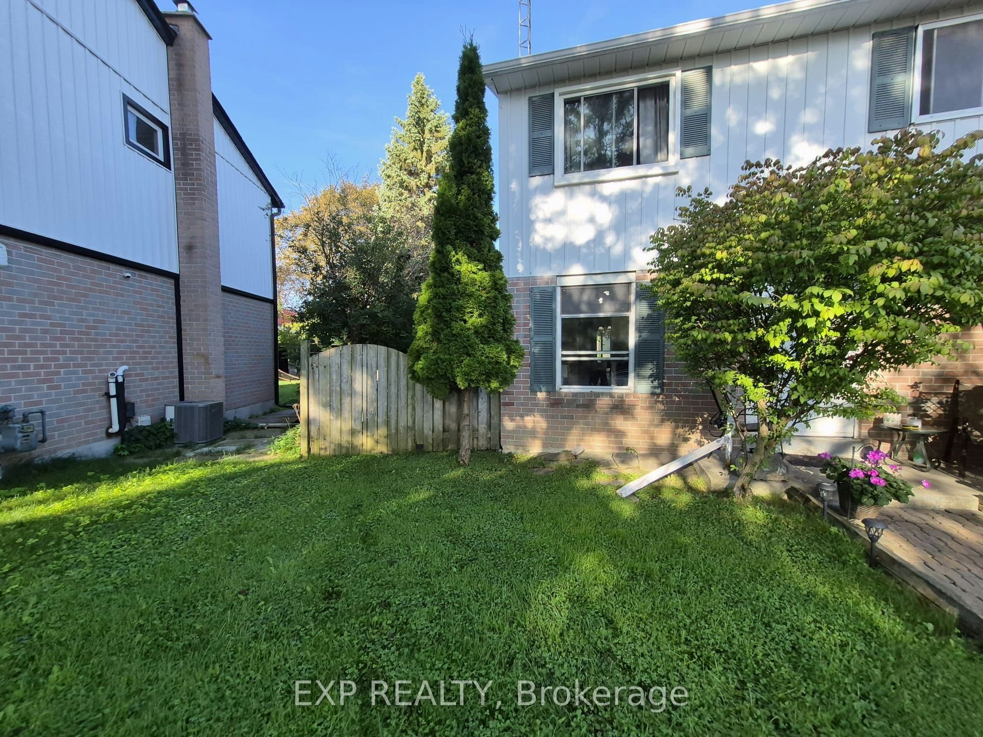 348 Terry Drive, Newmarket, ON, L3Y 5E7 - 34