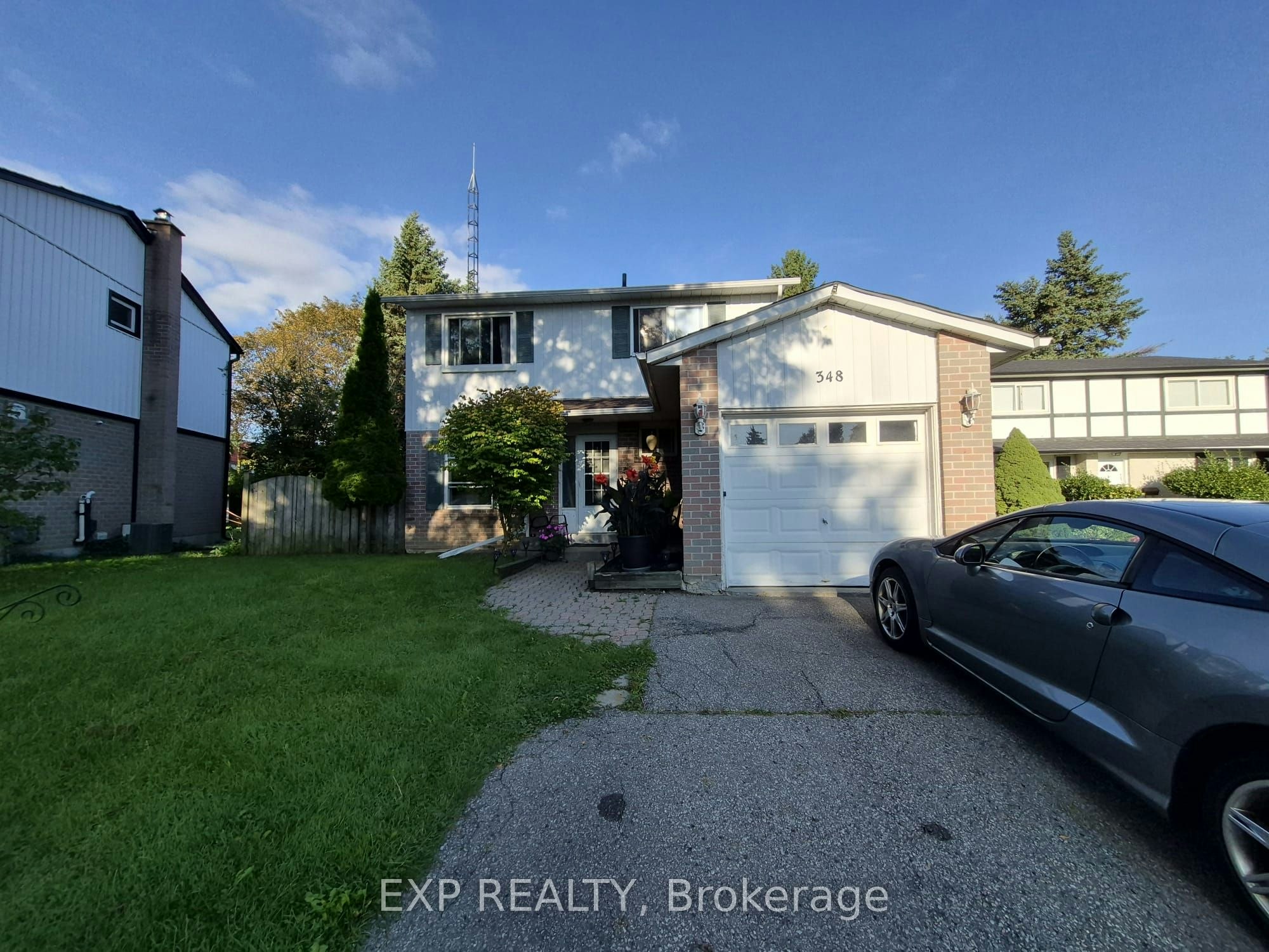 348 Terry Drive, Newmarket, ON, L3Y 5E7 - 2