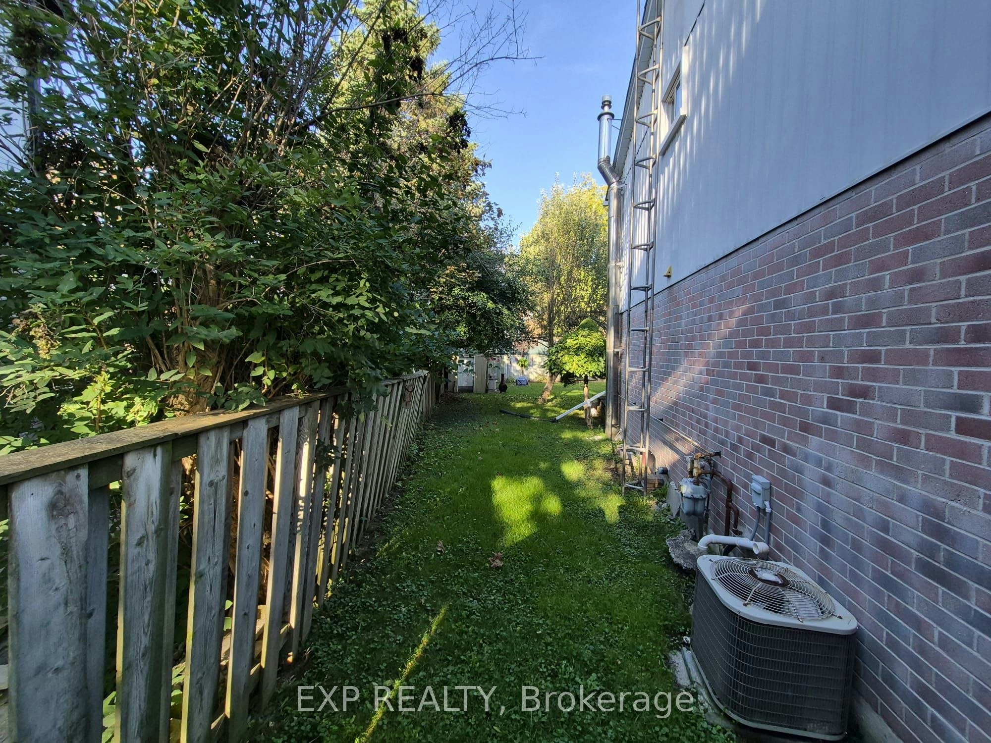 348 Terry Drive, Newmarket, ON, L3Y 5E7 - 37