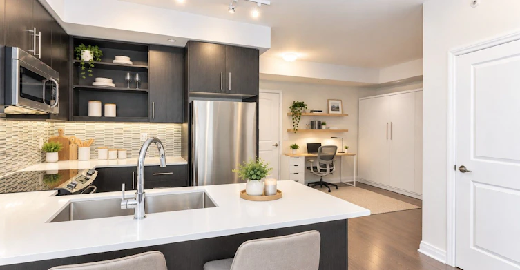 505-55 Oneida Crescent, Richmond Hill, ON, L4B 4T9 - 7