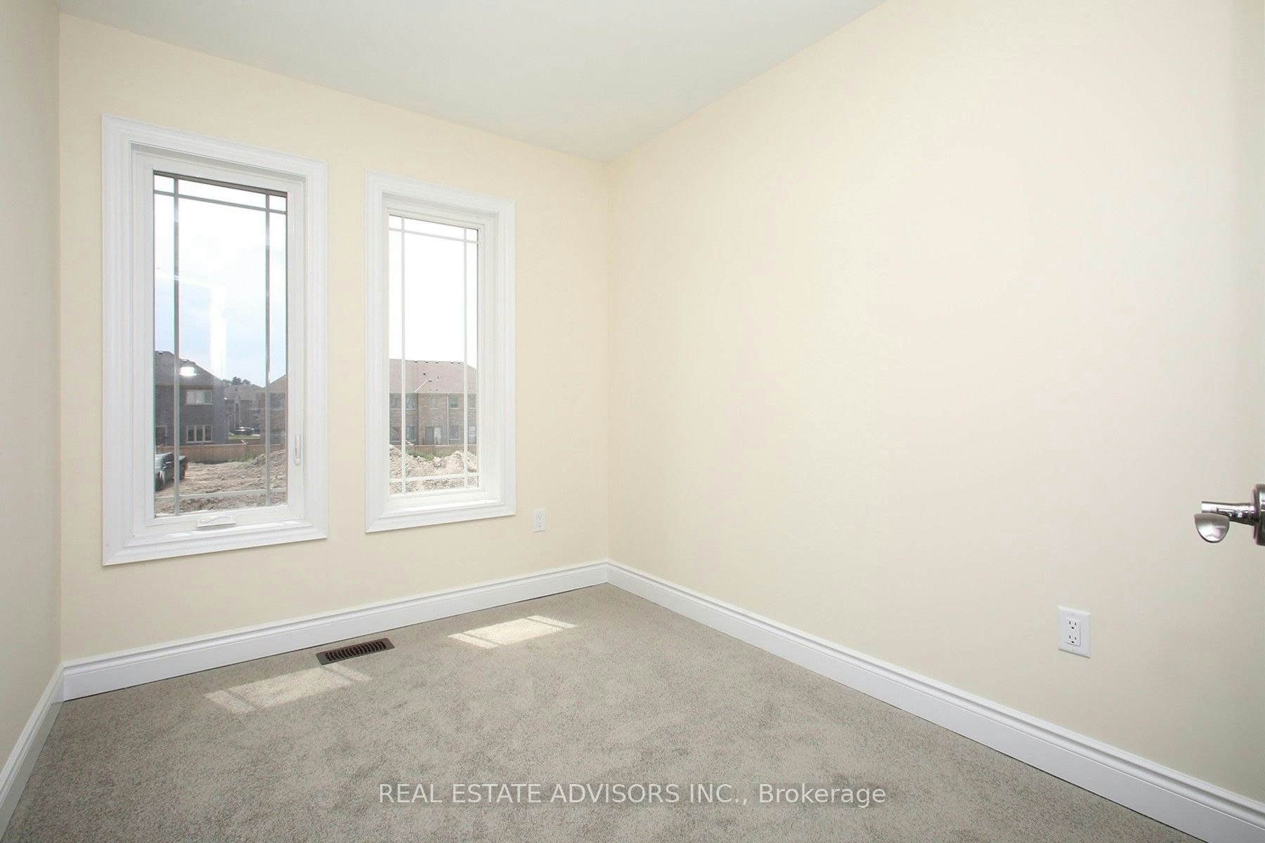 12 Elgin Court, Bradford West Gwillimbury, ON, L3Z 4H7 - 5