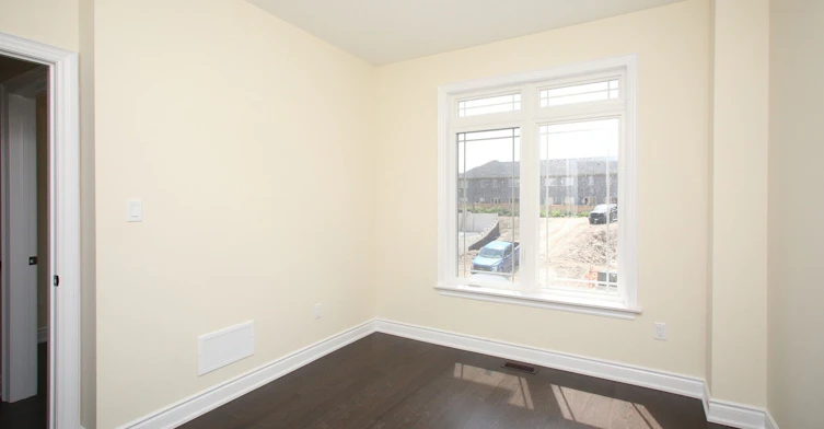 12 Elgin Court, Bradford West Gwillimbury, ON, L3Z 4H7 - 4