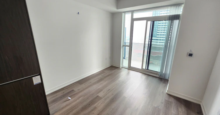 802-28 Interchange Way, Vaughan, ON, L4K 0P8 - 4