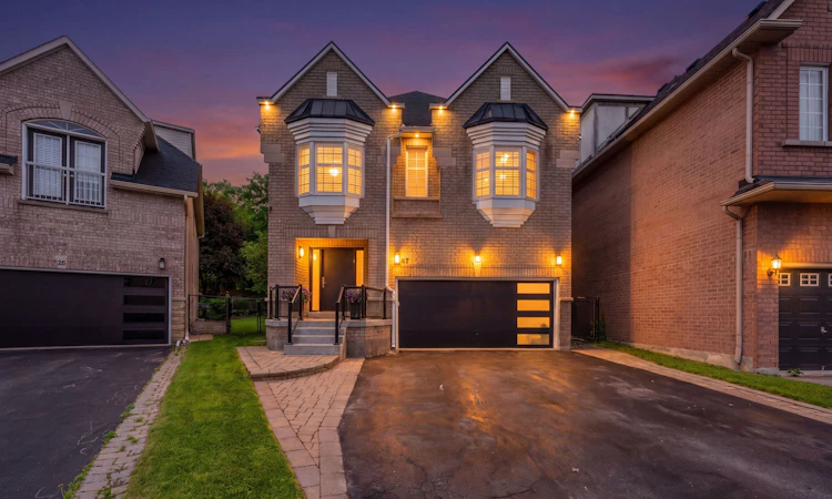 57 Bentwood Crescent