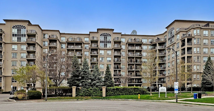 102-2 Maison Parc Court, Vaughan, ON, L4J 9K4 - 2