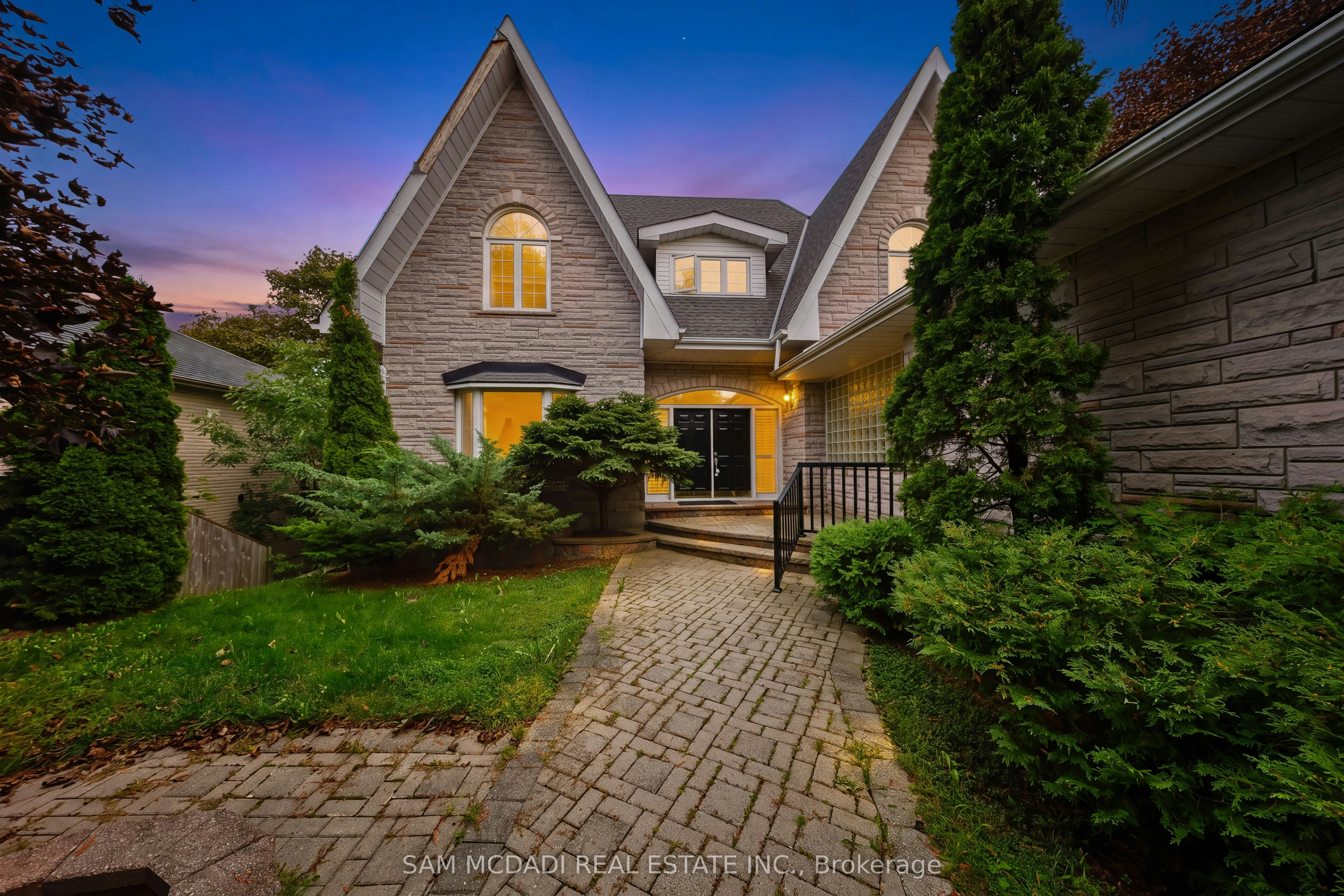 41 Cooperage Crescent, Richmond Hill, ON, L4C 4M2