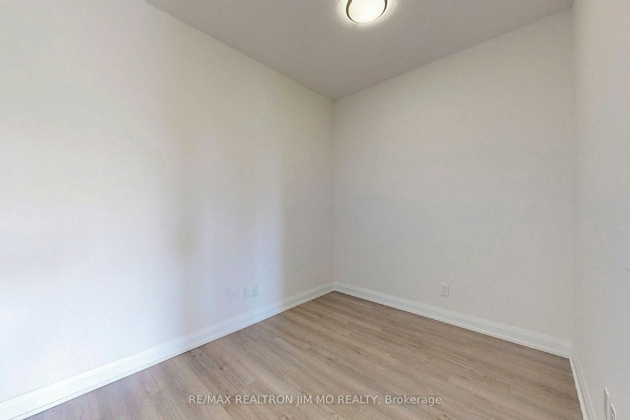 616-15 Water Walk Drive, Markham, ON, L6G 0G2 - 17