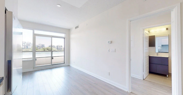 616-15 Water Walk Drive, Markham, ON, L6G 0G2 - 11