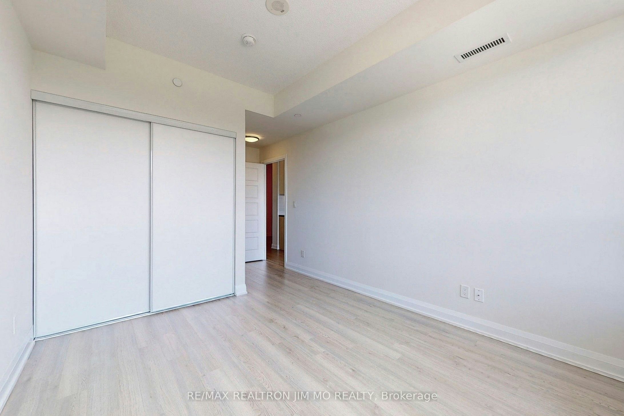 616-15 Water Walk Drive, Markham, ON, L6G 0G2 - 15