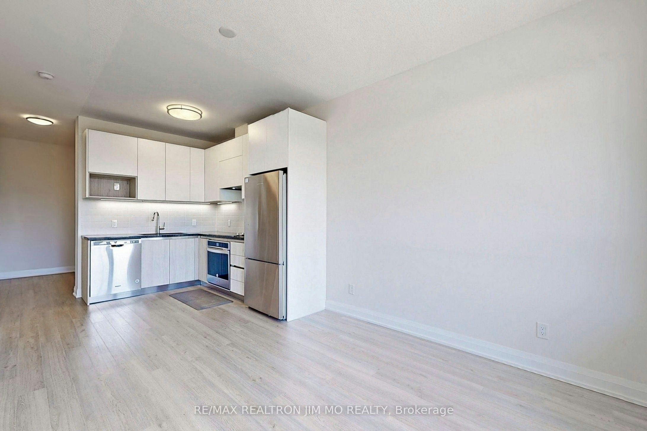 616-15 Water Walk Drive, Markham, ON, L6G 0G2 - 9