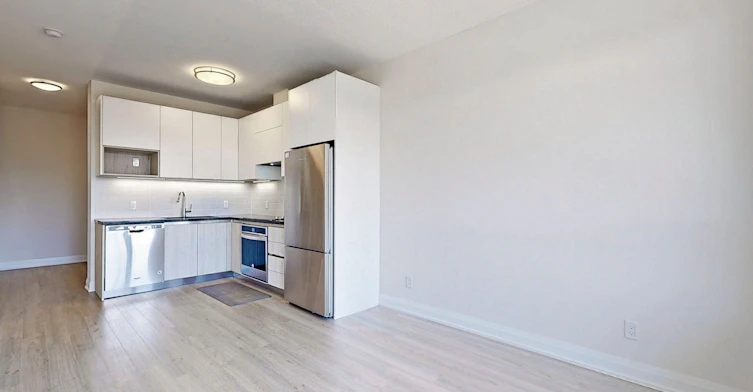 616-15 Water Walk Drive, Markham, ON, L6G 0G2 - 9