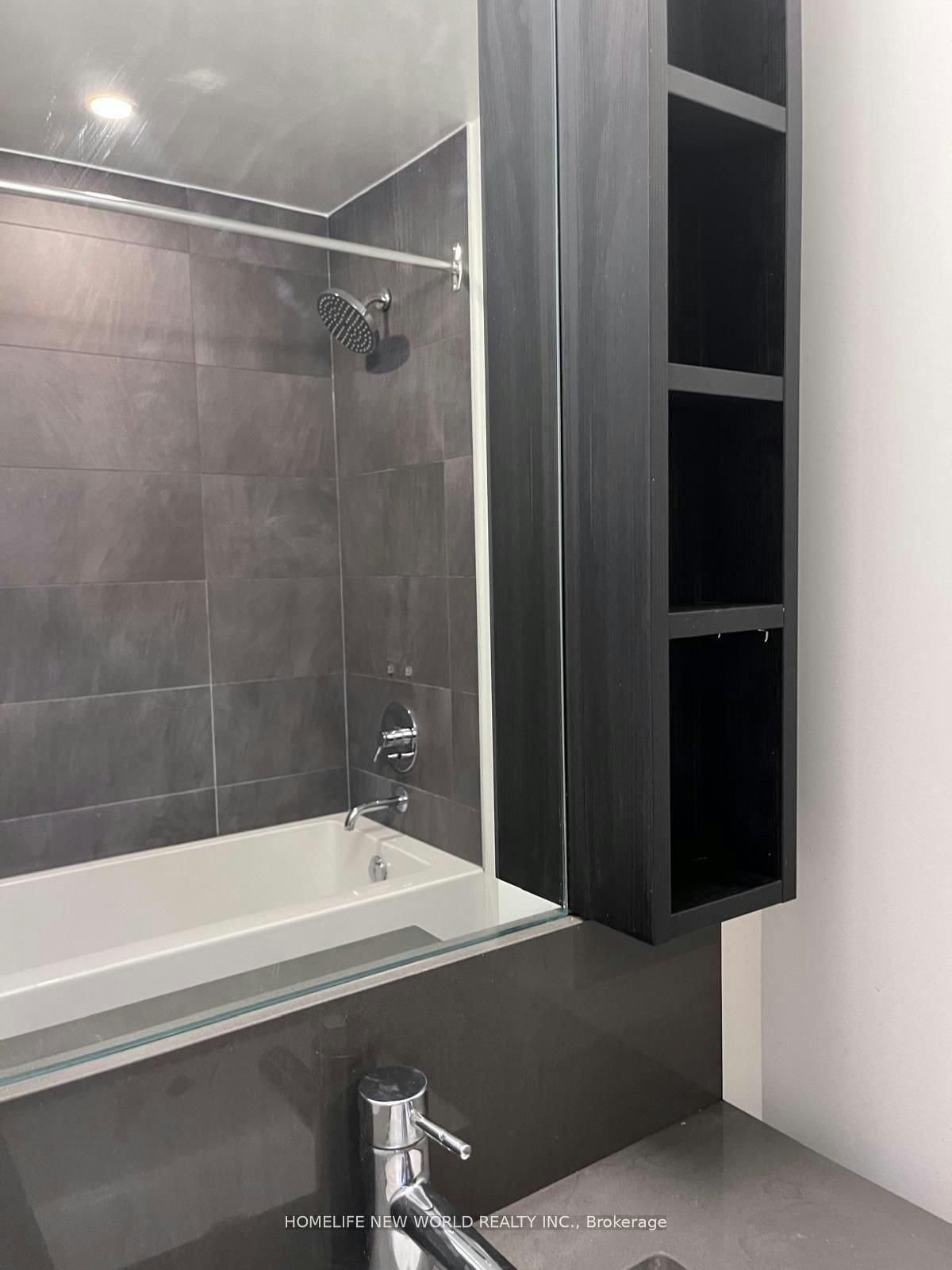2108-1000 Portage Parkway, Vaughan, ON, L4K 0L1 - 8