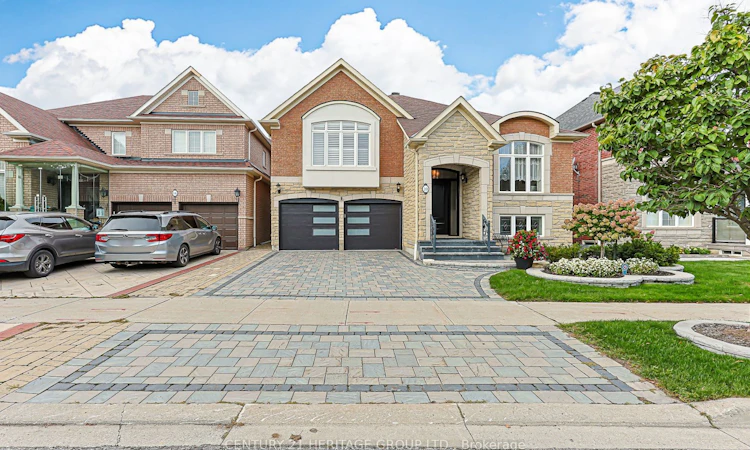 10 Weslock Crescent W