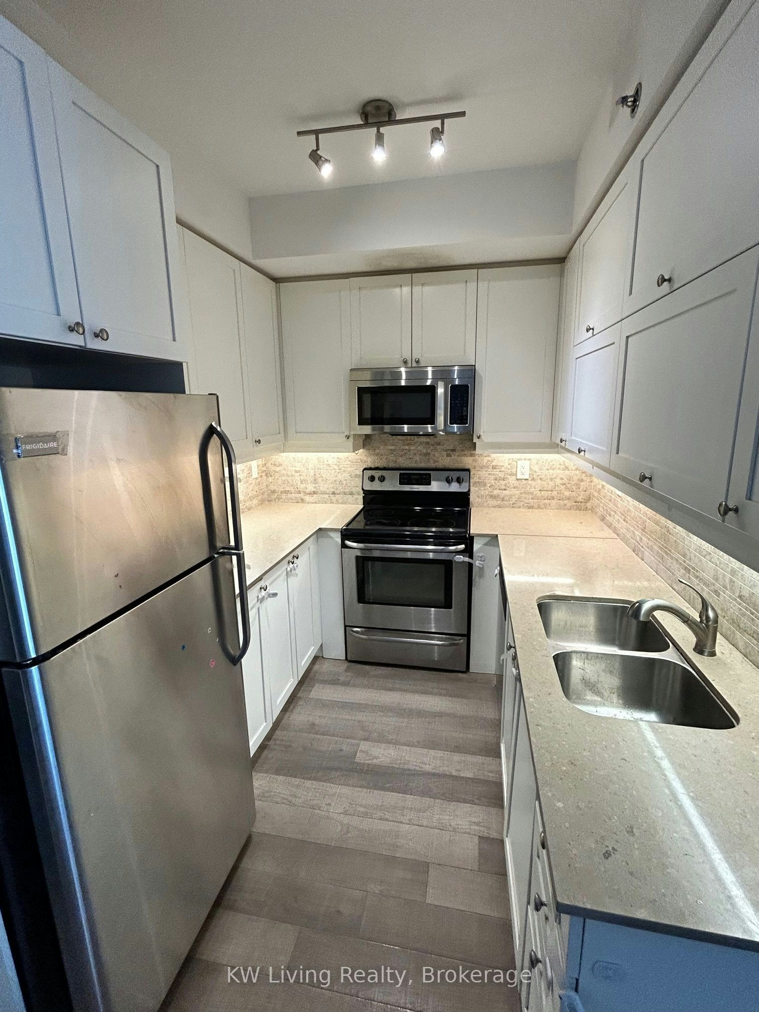 305-28 Prince Regent Street, Markham, ON, L6C 0V5 - 9
