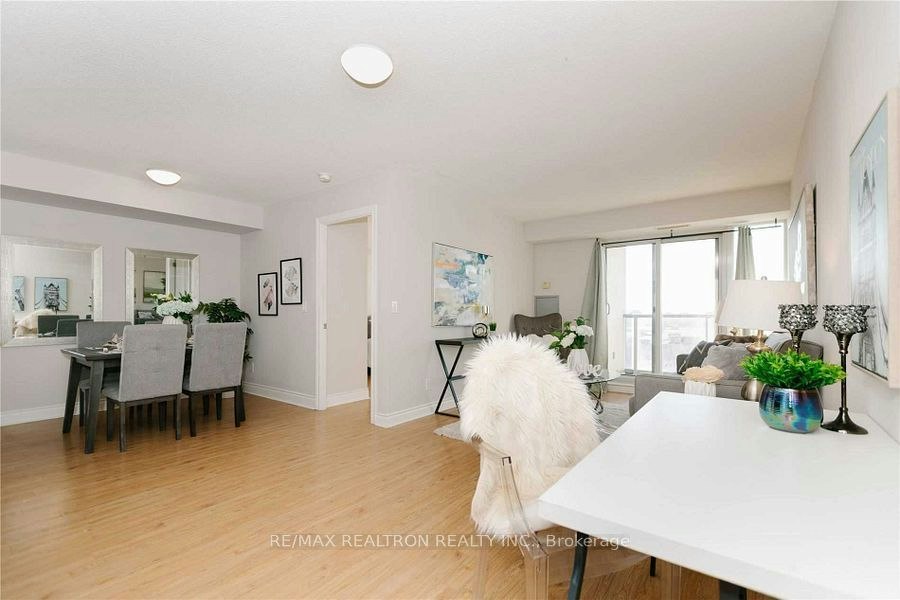 501-7 North Park Road, Vaughan, ON, L4J 0C9 - 10