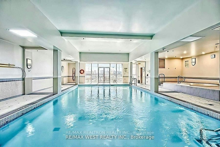 501-7 North Park Road, Vaughan, ON, L4J 0C9 - 16