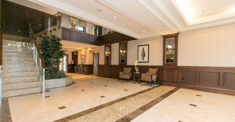 501-7 North Park Road, Vaughan, ON, L4J 0C9 - 2