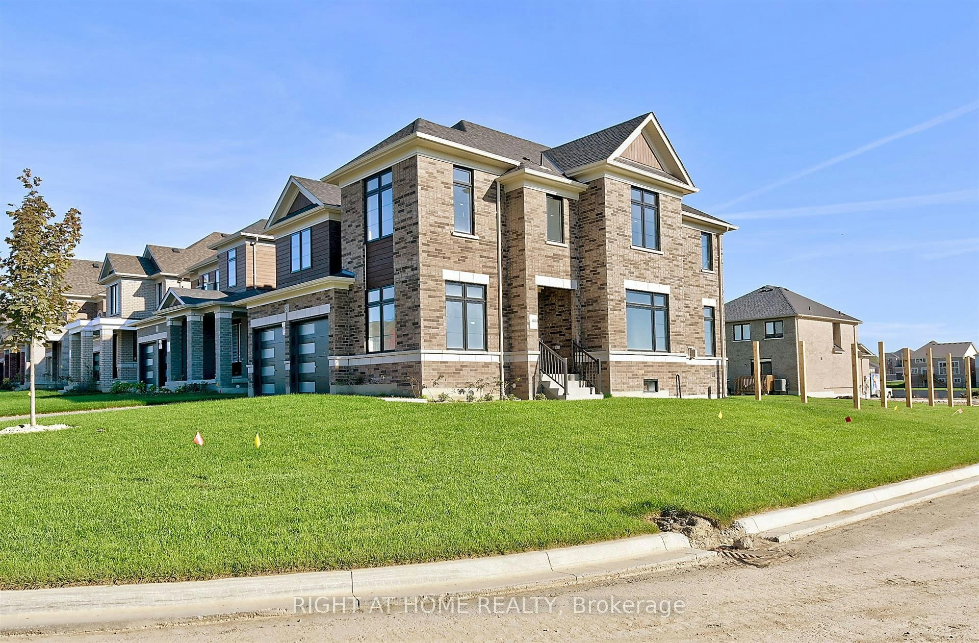 56 Sparrow Way, Adjala-Tosorontio, ON, L0G 1W0