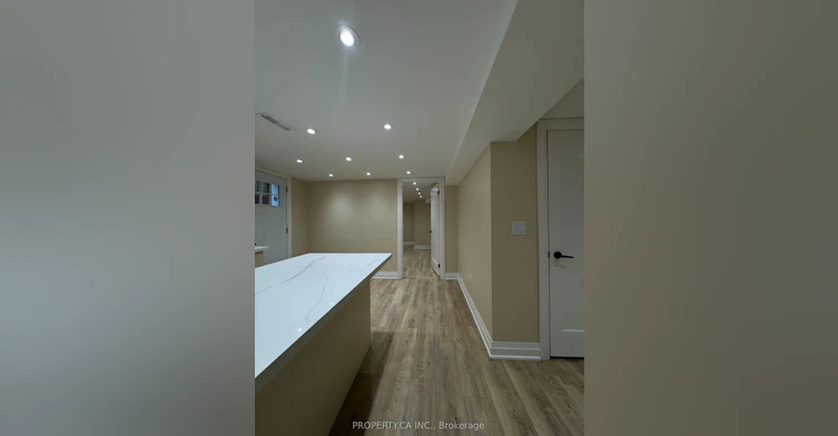 Lower-746 Leslie Valley Drive, Newmarket, ON, L3Y 7J3 - 11