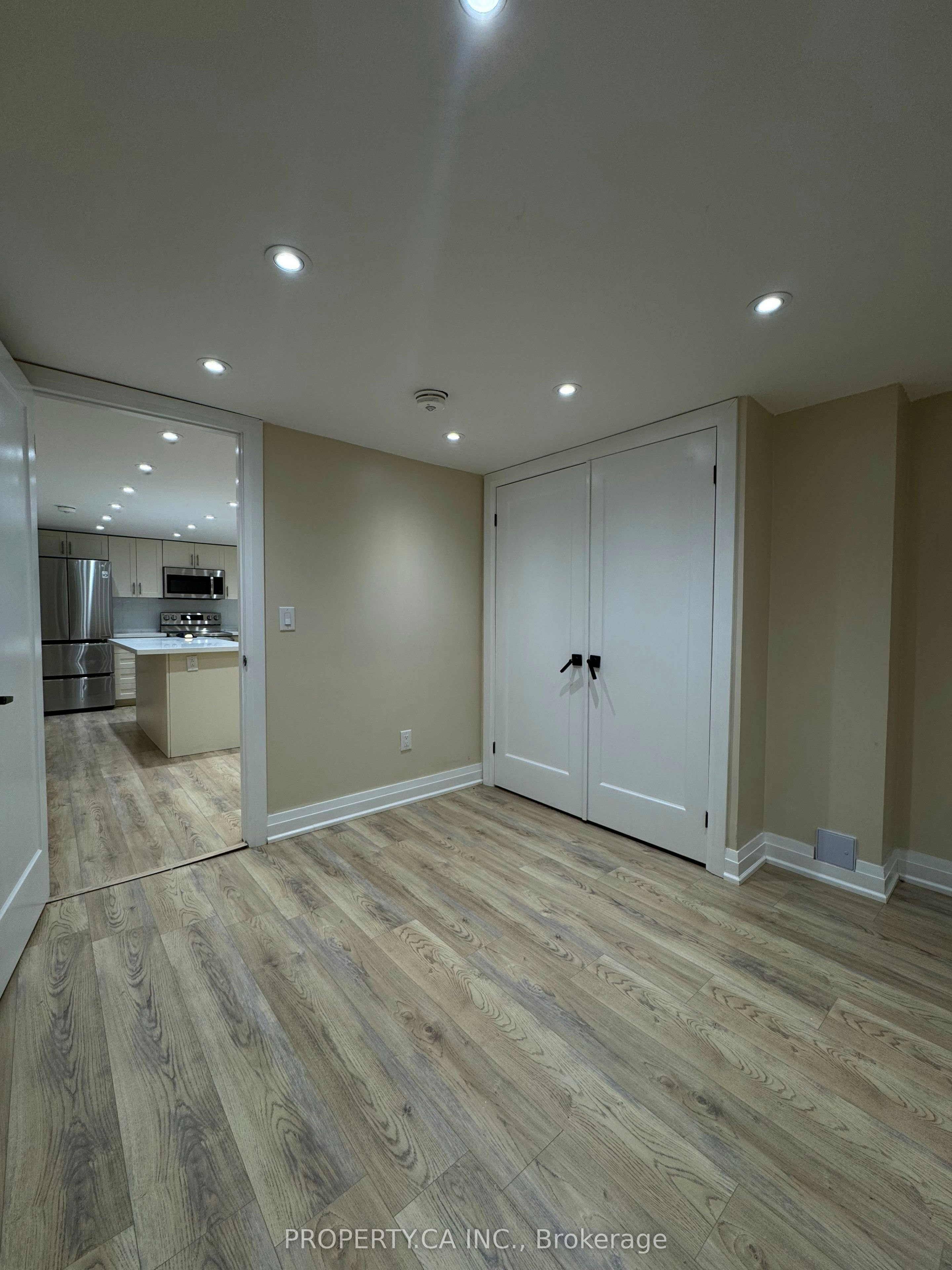 Lower-746 Leslie Valley Drive, Newmarket, ON, L3Y 7J3 - 26