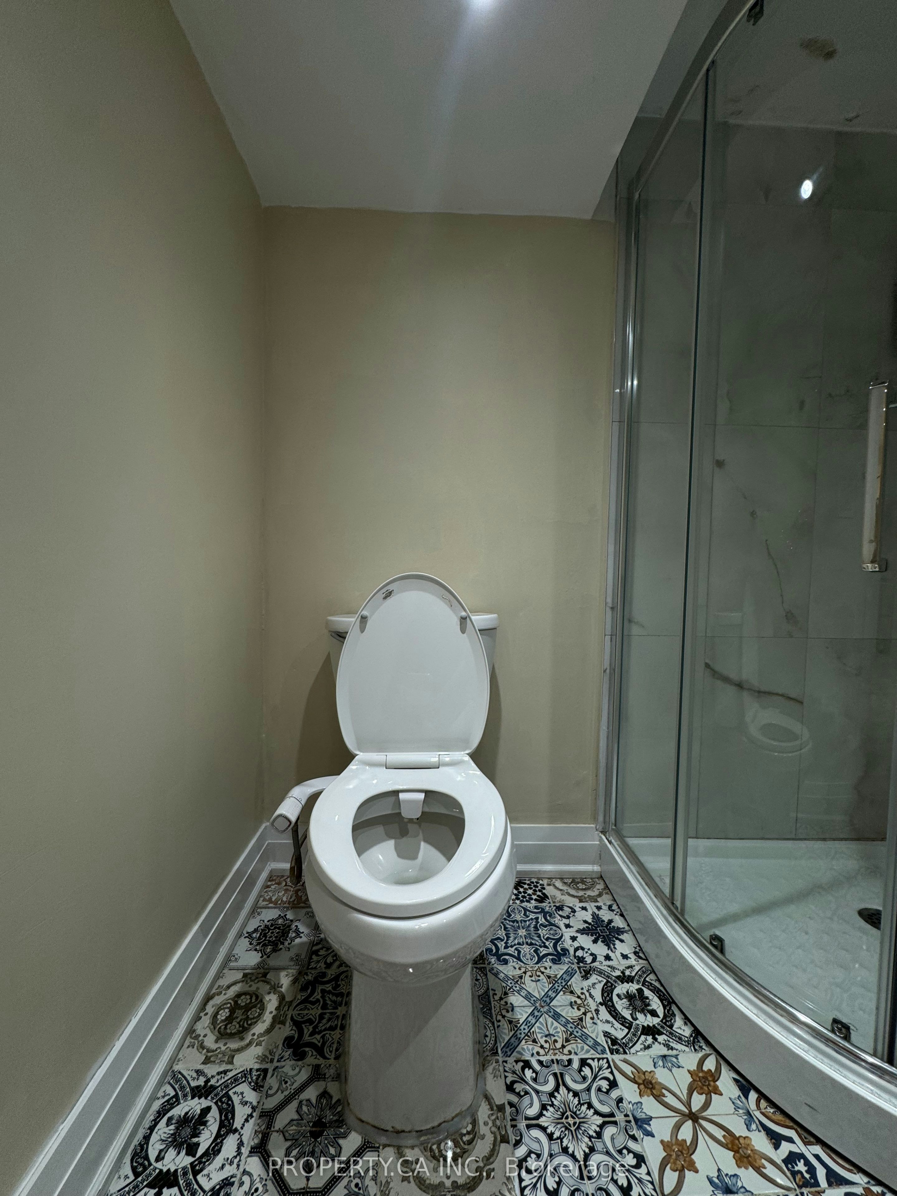 Lower-746 Leslie Valley Drive, Newmarket, ON, L3Y 7J3 - 18